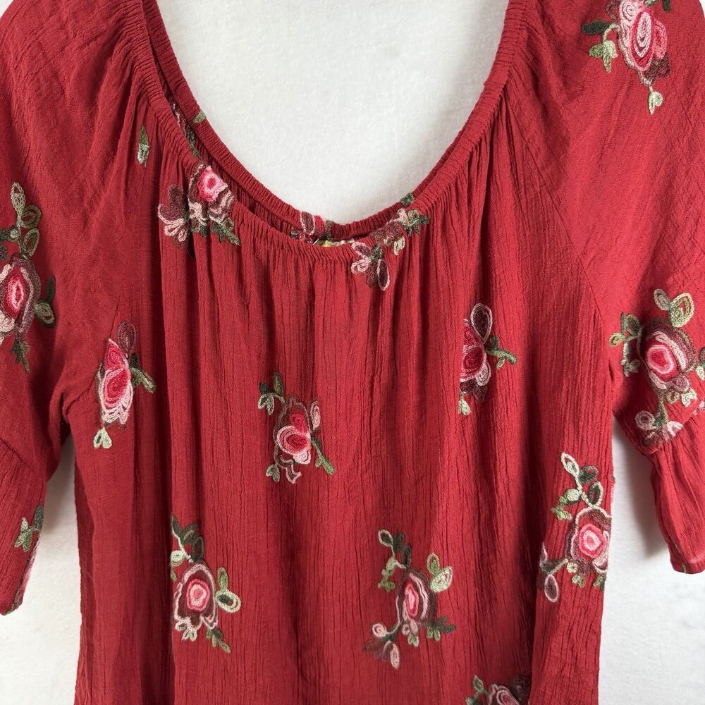 Figβ & Flower Red Peasant Blouse Embroidered Flowers Flowy Flirty Flutter Sz 2X